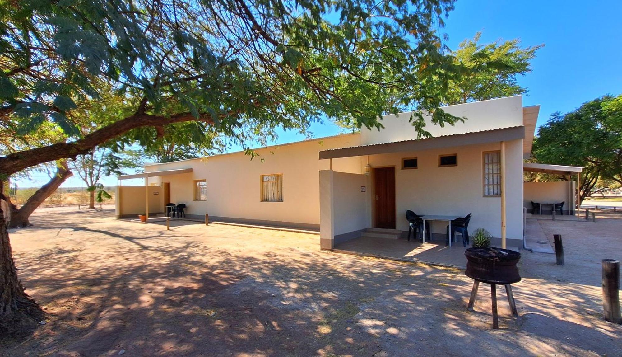Apartamento East Gate Rest Camp Buitepos Exterior foto